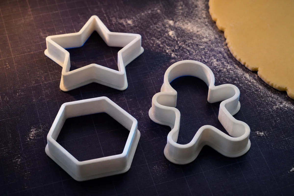 Cookie cutters generated with SpeakCAD